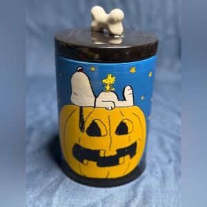 Halloween Cookie Jar Peanuts Snoopy Woodstock Great Pumpkin Canister